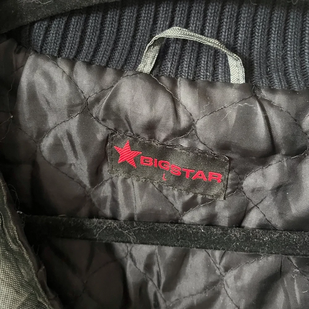 Jacket - Picture 2 of 3